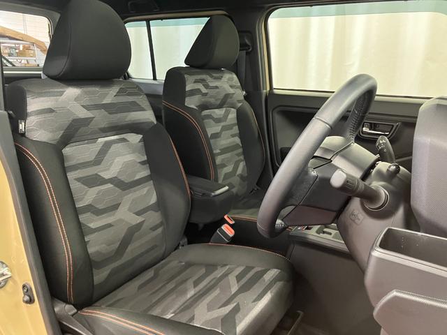 �y�X�J�C�t�B�[���g�b�v�z�@�O�Ȃ̓���ɑ傫���L����K���X���[�t�B