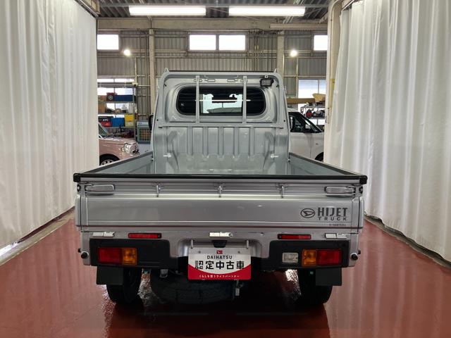 ��Ƃ�S�����x����A���܂��܂ȉב�A�C�e�����L�x�ɔ�����Ă��܂��B