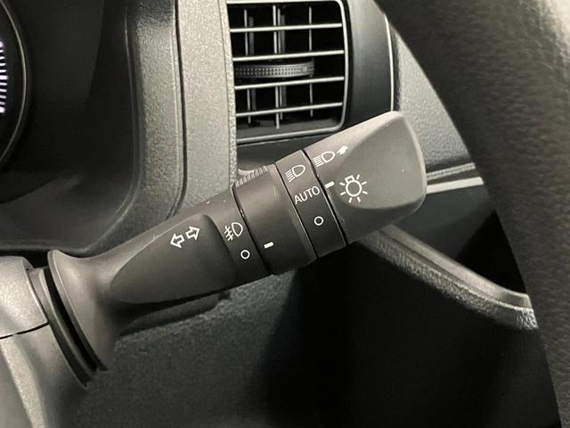 �y�I�[�g���C�g�z�@���̖͂��邳�ɉ����āA�w�b�h�����v�������I�ɓ_���E�������Ă����̂ŁA�ƂĂ��֗��ł�