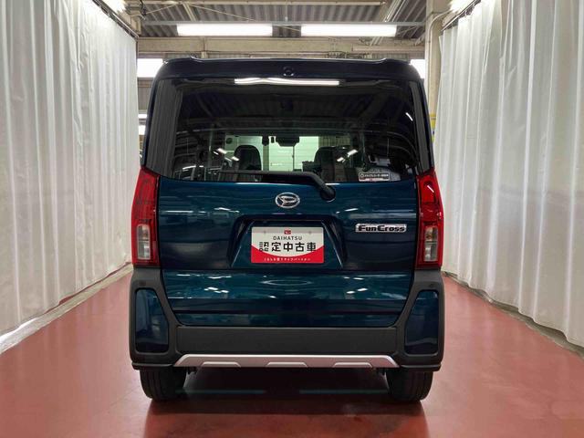 ���ˏグ���o�b�N�h�A�Ȃ̂ŁA�J�V���̉ו��̏o������̍ۂ��G��ɂ����ł��B