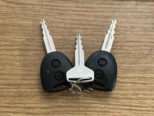 ミライース L SAIII 下取車 ナビ バックカメラ 前後ドライブレコーダー ETC 衝突被害軽減システム レーンアシスト 電動格納ミラー オートライト 運転席エアバッグ 助手席エアバッグ キーレスキー 衝突安全ボディ(16枚目)