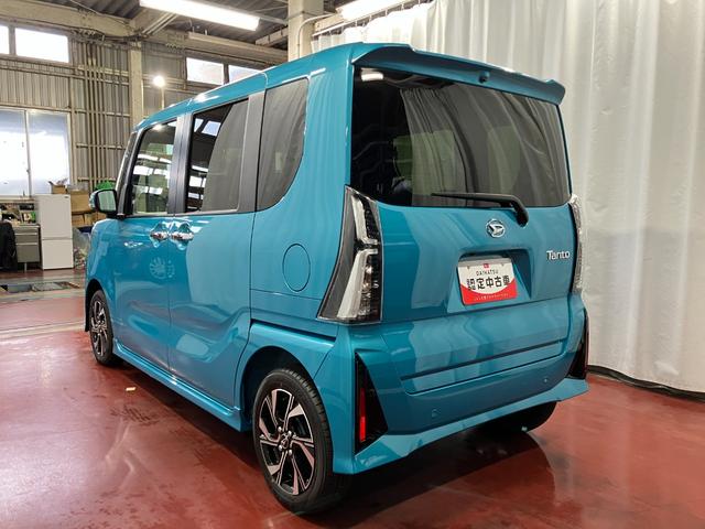 タント カスタムX 届出済未使用車 元展示車 衝突被害軽減システム 禁煙 両側電動スライドドア シートヒーター スマートキー LEDヘッドランプ オートライト オートマチックハイビーム 運転席エアバッグ 助手席エアバッグ(7枚目)