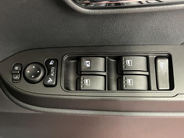 タント カスタムＸ　届出済未使用車　元展示車　衝突被害軽減システム　禁煙　両側電動スライドドア　シートヒーター　スマートキー　ＬＥＤヘッドランプ　オートライト　オートマチックハイビーム　運転席エアバッグ　助手席エアバッグ（31枚目）