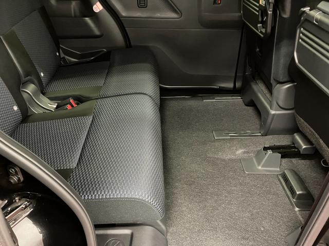 タント カスタムＸ　届出済未使用車　元展示車　衝突被害軽減システム　禁煙　両側電動スライドドア　シートヒーター　スマートキー　ＬＥＤヘッドランプ　オートライト　オートマチックハイビーム　運転席エアバッグ　助手席エアバッグ（33枚目）