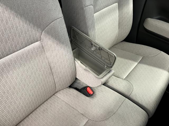 �t�����g�Z���^�[�A�[�����X�g�i�{�b�N�X�t�j