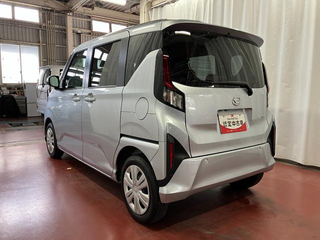 ムーヴ Ｘ　１オーナー　ディスプレイオーディオ　バックカメラ　片側電動スライドドア　オートマチックハイビーム　ＬＥＤヘッドランプ　ベンチシート　スマートキー　プッシュスタート　電動格納ミラー　アイドリングストップ（7枚目）