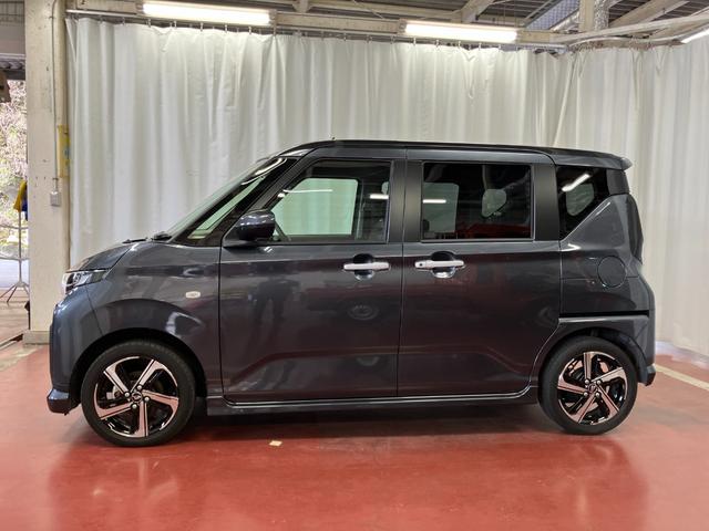 ムーヴ ＲＳ　１オーナー　ターボ　ディスプレイオーディオ　バックカメラ　両側電動スライドドア　オートマチックハイビーム　ＴＶ　ブルートゥース　ＬＥＤヘッドランプ　電動格納ミラー　レーンアシスト　オートライト（8枚目）