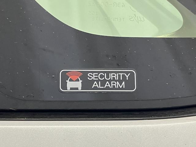 �y�Z�L�����e�B�A���[���z�@�s���Ƀh�A���J������ƁA�u�U�[����Ȃǂ��Ď��͂Ɉُ��m�点�Ă���܂�