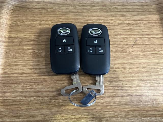 タント カスタムＸ　届出済未使用車　元展示車　衝突被害軽減システム　禁煙　両側電動スライドドア　シートヒーター　スマートキー　ＬＥＤヘッドランプ　オートライト　オートマチックハイビーム　運転席エアバッグ　助手席エアバッグ（13枚目）