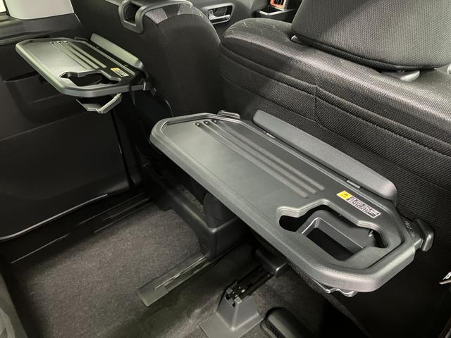 �y�i�[���V�[�g�o�b�N�e�[�u���i�^�]�ȁ^����ȁj�z�@���������ɂ����ӂ����e�[�u���̓^�u���b�g�����Ă������A���q���ܗp�̃}�O�J�b�v��T�O�O�����̎��p�b�N������J�b�v�z���_�[�������Ă��܂�