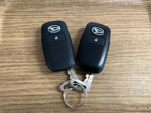 Ｇ　クロムベンチャー　下取車　ナビ　バックカメラ　前後ドラレコ　ＬＥＤヘッドランプ　スマートキー　衝突被害軽減システム　フルセグＴＶ　電動格納ミラー　ＤＶＤ　衝突安全ボディ　プッシュスタート　オートマチックハイビーム（画像16）