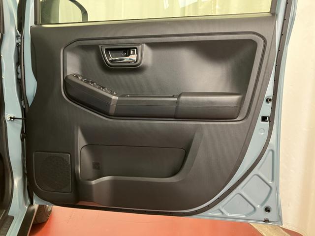 Ｇ　クロムベンチャー　下取車　ナビ　バックカメラ　前後ドラレコ　ＬＥＤヘッドランプ　スマートキー　衝突被害軽減システム　フルセグＴＶ　電動格納ミラー　ＤＶＤ　衝突安全ボディ　プッシュスタート　オートマチックハイビーム（画像32）
