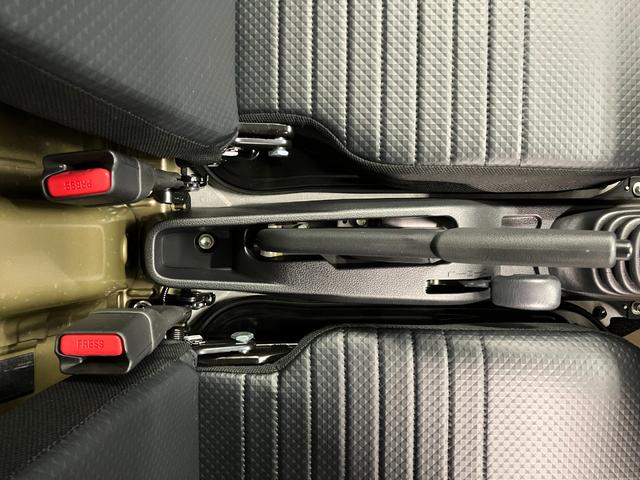 スタンダード　農用スペシャル　元展示車　届出済未使用車　４ＷＤ　マニュアル車　レーンキープアシスト　ＬＥＤヘッドライト　ＡＭ／ＦＭラジオ　エアバッグ　禁煙車　オートマチックハイビーム　オートライト　アイドリングストップ（画像21）