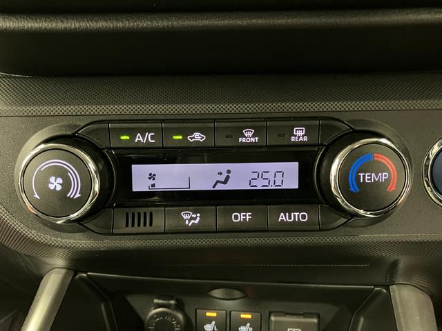 プレミアムＧ　ＨＥＶ　雹害　１オーナー　アダプティブクルーズコントロール　シートヒーター　スマートキー　電動格納ミラー　衝突被害軽減システム　レーンアシスト　オートマチックハイビーム　運転席助手席エアバック　シートヒーター（画像18）