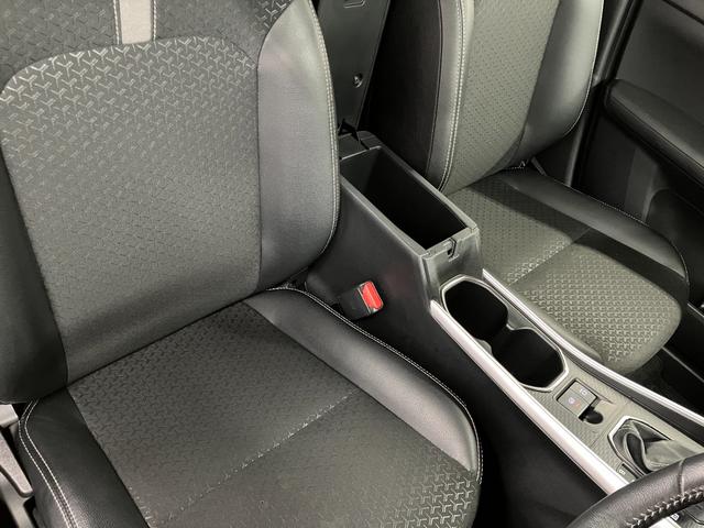 プレミアムＧ　ＨＥＶ　雹害　１オーナー　アダプティブクルーズコントロール　シートヒーター　スマートキー　電動格納ミラー　衝突被害軽減システム　レーンアシスト　オートマチックハイビーム　運転席助手席エアバック　シートヒーター（画像24）