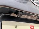 【バックカメラ】 対応モニターを装着することで、駐車時に車両後方の様子を見ることができます。