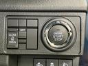 【パワースライドドア(左側)スイッチ】 スライドドアをワンタッチで開閉できます。