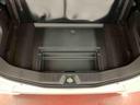 デッキボードの下には収納スペースがあります。