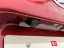 【バックカメラ】 対応モニターを装着することで、駐車時に車両後方の様子を見ることができます。