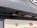 【バックカメラ】 対応モニターを装着することで、駐車時に車両後方の様子を見ることができます。