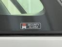 【セキュリティアラーム】 不正にドアが開けられると、ブザーが鳴るなどして周囲に異常を知らせてくれます