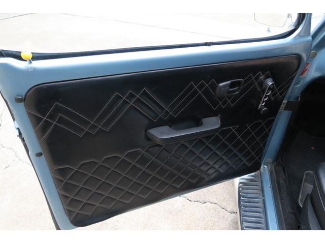 ビートル 2シーター ロードスター スピードスター15インチアルミホイール 走行距離59,870Km 4速ミッション車 社外ウッドステアリング(16枚目)