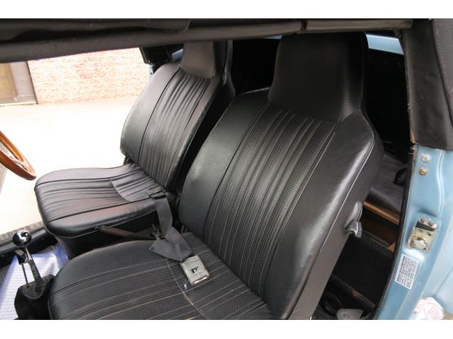 ビートル 2シーター ロードスター スピードスター15インチアルミホイール 走行距離59,870Km 4速ミッション車 社外ウッドステアリング(17枚目)