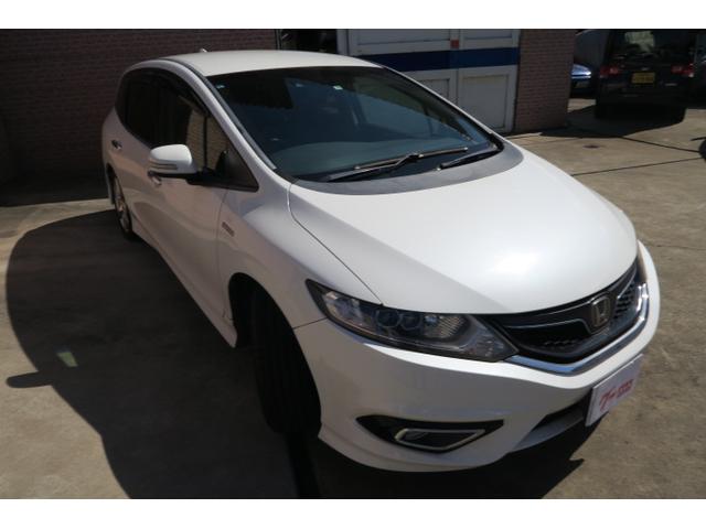 ジェイド ハイブリッドＸ　ナビ　バックモニター　フルセグ　スマートキー　プッシュスタート　ＥＴＣ　トラクションコントロール　エアコン　パワーステアリング　ＬＥＤヘッドライト　衝突軽減ブレーキ　レーンアシスト（4枚目）