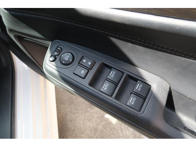 ジェイド ハイブリッドＸ　ナビ　バックモニター　フルセグ　スマートキー　プッシュスタート　ＥＴＣ　トラクションコントロール　エアコン　パワーステアリング　ＬＥＤヘッドライト　衝突軽減ブレーキ　レーンアシスト（26枚目）