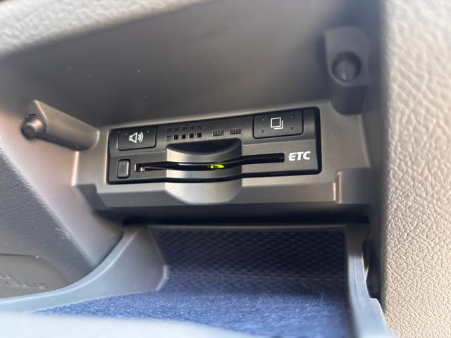 マークＸ 　ＦＵ０７６６　社外メモリーナビ　ＣＤ　ＤＶＤ　地デジフルセグ　走行中視聴可能　Ｂｌｕｅｔｏｏｔｈ　ハンズフリー　バックカメラ　ビルトインＥＴＣ　３６０度ドライブレコーダー　バニティランプ（31枚目）