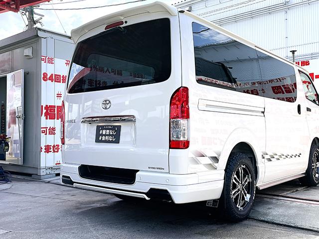 ハイエースバン ロングＤＸ　ＧＬパッケージ　ＦＵ１３４２　ＧＲ仕様車　新車コンプリート　ディーラーオプション　メッキドアミラー　ＴＲＤフロントスポイラー　リアスポイラー　サイドスカート　マッドクロス１６インチＡＷ　ホワイトレターＲＴタイヤ（16枚目）