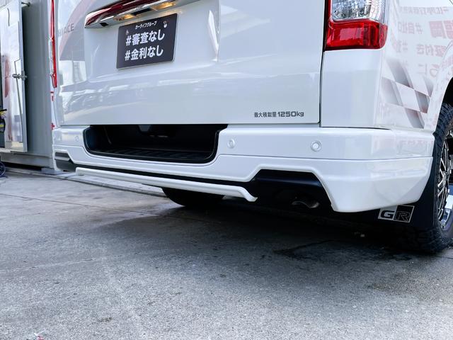 ハイエースバン ロングＤＸ　ＧＬパッケージ　ＦＵ１３４２　ＧＲ仕様車　新車コンプリート　ディーラーオプション　メッキドアミラー　ＴＲＤフロントスポイラー　リアスポイラー　サイドスカート　マッドクロス１６インチＡＷ　ホワイトレターＲＴタイヤ（17枚目）