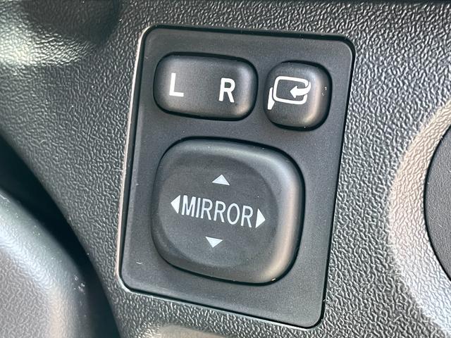 ハイエースバン ロングＤＸ　ＧＬパッケージ　ＦＵ１３４２　ＧＲ仕様車　新車コンプリート　ディーラーオプション　メッキドアミラー　ＴＲＤフロントスポイラー　リアスポイラー　サイドスカート　マッドクロス１６インチＡＷ　ホワイトレターＲＴタイヤ（30枚目）