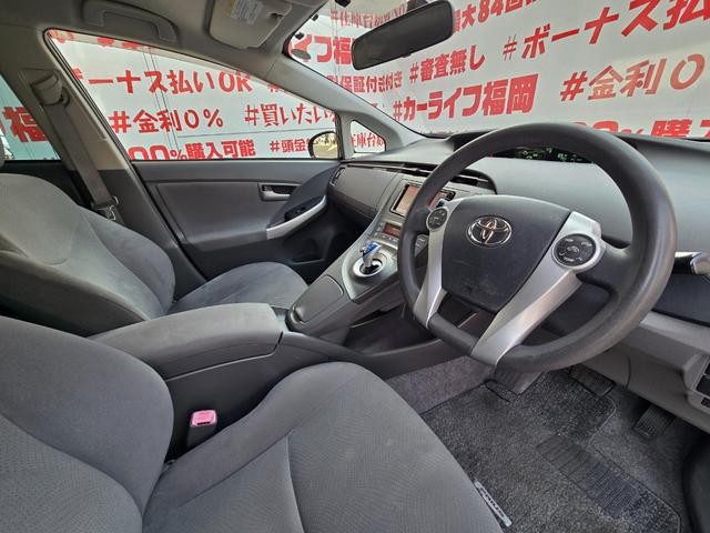 プリウス Ｓツーリングセレクション　ＦＵ１５７１　純正ＨＤＤナビ　ＣＤ　ＤＶＤ　地デジフルセグ　Ｂｌｕｅｔｏｏｔｈ　ハンズフリー　バックカメラ　ビルトインＥＴＣ　ステアリングスイッチ　オートライト　ＬＥＤヘッドライト　フォグランプ（17枚目）