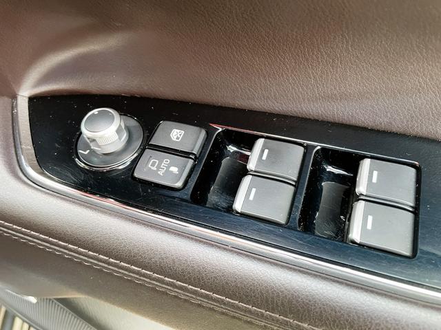 ＣＸ－８ ＸＤ　Ｌパッケージ　ＦＵ１７９８　３６０°ビューカメラ　電子パーキングブレーキ　リアサイドシェード　車間認知支援システム　スマートシティブレーキサポート　ブラインドスポットシステム　レーンキープアシストシステム（15枚目）
