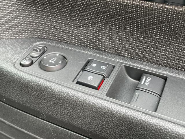 Ｎ－ＶＡＮ＋スタイル クール・ホンダセンシング　ＦＵ１８１５　ＥＴＣ　電格ミラー　オートエアコン　プッシュスタート　スマートキー　ＬＥＤフォグ　オートライト　両側スライドドア　左側ピラーレス　衝突軽減ブレーキ　車線逸脱防止機能　アクティブクルコン（16枚目）