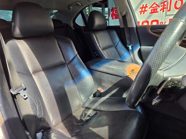 ＬＳ ＬＳ４６０　バージョンＳＺ　ＦＵ１８３７　純正ＨＤＤナビ　ＣＤ　ＤＶＤ　ＭＳＶ　地デジフルセグ　Ｂｌｕｅｔｏｏｔｈ　ハンズフリー　バックカメラ　ビルトインＥＴＣ　革巻ハンドル　ステアリングスイッチ　クルーズコントロール（18枚目）