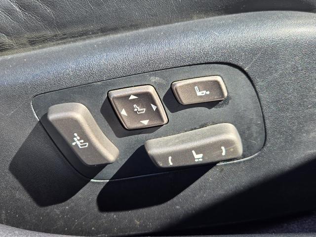 ＬＳ ＬＳ４６０　バージョンＳＺ　ＦＵ１８３７　純正ＨＤＤナビ　ＣＤ　ＤＶＤ　ＭＳＶ　地デジフルセグ　Ｂｌｕｅｔｏｏｔｈ　ハンズフリー　バックカメラ　ビルトインＥＴＣ　革巻ハンドル　ステアリングスイッチ　クルーズコントロール（22枚目）