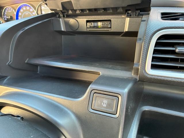 ソリオ ハイブリッドＭＸ　ＦＵ１８６２　エクリプスＳＤナビ　地デジフルセグＴＶ　ＣＤ　ＤＶＤ　ＳＤ　Ｂｌｕｅｔｏｏｔｈ　ステアリングスイッチ　ビルトインＥＴＣ　アイドリングストップ　キーレス　プッシュスタート　横滑り防止装置（27枚目）
