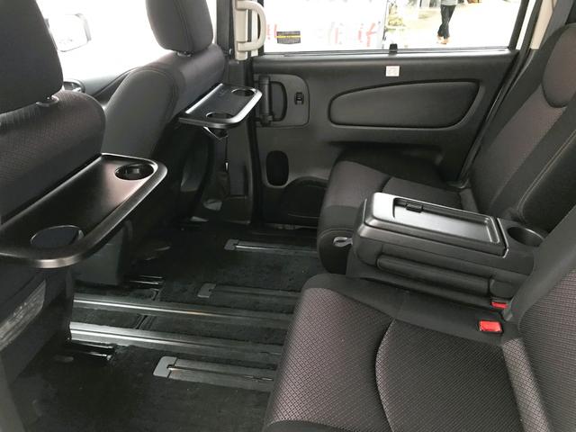 セレナ ハイウェイスター　ＦＵ１８８９　ストラーダＨＤＤナビ　地デジフルセグＴＶ　ＣＤ　ＤＶＤ　ＳＤ　Ｂｌｕｅｔｏｏｔｈ　ハンズフリー　バックカメラ　アルパイン製フリップダウンモニター　ＥＴＣ車載器　ステアリングスイッチ（19枚目）