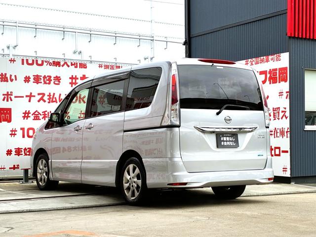 セレナ ハイウェイスター　Ｖセレクション　ＦＵ１８９９　エクリプスＨＤＤナビ　地デジフルセグＴＶ　ＣＤ　ＤＶＤ　バックカメラ　アルパイン製フリップダウンモニター　ビルトインＥＴＣ　ステアリングスイッチ　オートライト　ＨＩＤヘッドライト（10枚目）