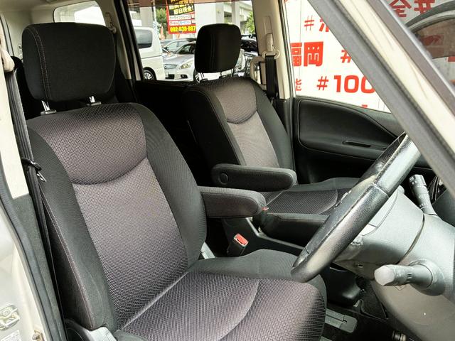 セレナ ハイウェイスター　Ｖセレクション　ＦＵ１８９９　エクリプスＨＤＤナビ　地デジフルセグＴＶ　ＣＤ　ＤＶＤ　バックカメラ　アルパイン製フリップダウンモニター　ビルトインＥＴＣ　ステアリングスイッチ　オートライト　ＨＩＤヘッドライト（11枚目）