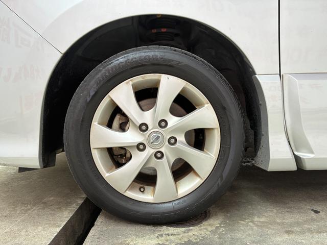 セレナ ハイウェイスター　Ｖセレクション　ＦＵ１８９９　エクリプスＨＤＤナビ　地デジフルセグＴＶ　ＣＤ　ＤＶＤ　バックカメラ　アルパイン製フリップダウンモニター　ビルトインＥＴＣ　ステアリングスイッチ　オートライト　ＨＩＤヘッドライト（33枚目）