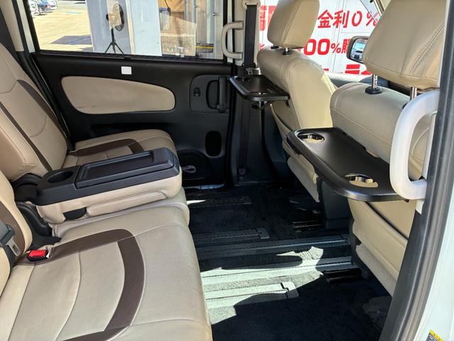 セレナ ハイウェイスター S-ハイブリッド Vセレクション FU1924 純正SDナビ 地デジフルセグTV CD DVD Bluetooth バックカメラ ステアリングSW オートライト HIDヘッドライト フォグライト アイドリングストップ 横滑り防止装置(17枚目)