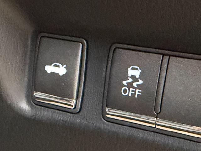 フーガ ２５０ＧＴ　ＦＵ１９３５　ＨＩＤヘッド　ＬＥＤフォグ　オートライト　ハーフレザーシート　パワーシート　シートメモリー　クルーズコントロール　エイムゲインフルエアロ　タナベ車高調ローダウン　エイムゲイン２０ＡＷ（39枚目）