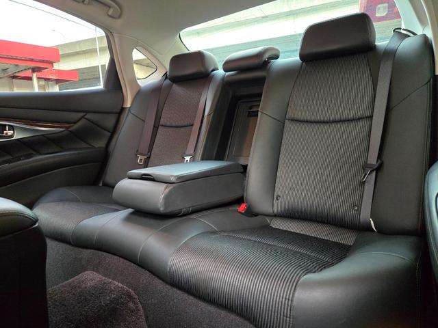 フーガ ２５０ＧＴ　ＦＵ１９４３　純正ＨＤＤナビ　ＣＤ　ＤＶＤ　ＭＳＶ　地デジフルセグ　Ｂｌｕｅｔｏｏｔｈ　ハンズフリー　バックカメラ　サイドカメラ　ビルトインＥＴＣ　革巻ハンドル　ステアリングスイッチ（14枚目）