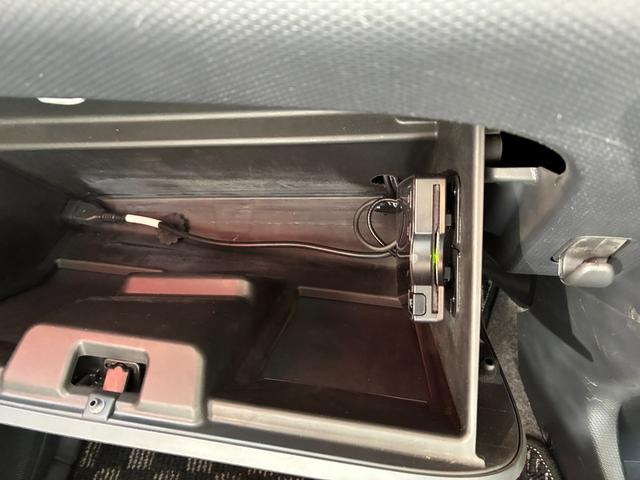 ソリオ ブラック&ホワイト アイドリングストップ FU1931 ケンウッドメモリーナビ 地デジワンセグTV CD DVD バックカメラ ETC ステアリングSW オートライト HIDヘッドライト フォグライト オートエアコン 左右電動スライドドア(25枚目)