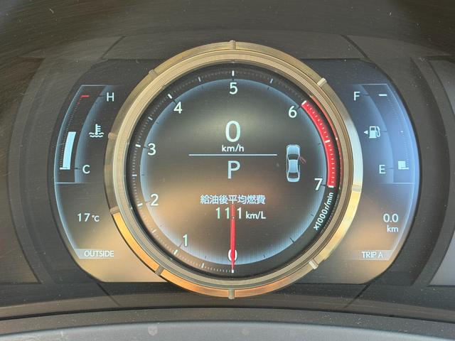 ＩＳ ＩＳ３００ｈ　Ｆスポーツ　ＦＵ１９５０　ＬＥＤヘッド　ＬＥＤフォグ　サンルーフ　クルーズコントロール　ドライブレコーダー　専用スポーツシート　専用フロアマット　専用フロント・リアエアロバンパー　専用グリル　専用１８ＡＷ（42枚目）