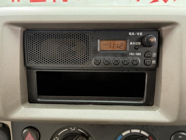 エブリイ PA FU1962 チューナーラジオ パワーステアリング ヘッドライトレベライザー 集中ドアロック 両側スライドドア ドアバイザー 運転席・助手席エアバック 12インチスチールホイール(20枚目)