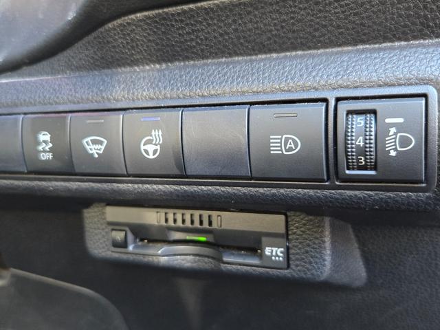 カローラツーリング ハイブリッド ダブルバイビー FU1960 純正9インチディスプレイオーディオ Bluetooth ハンズフリー バックカメラ ビルトインETC 革巻ハンドル ステアリングスイッチ レーダークルーズコントロール オートライト(19枚目)
